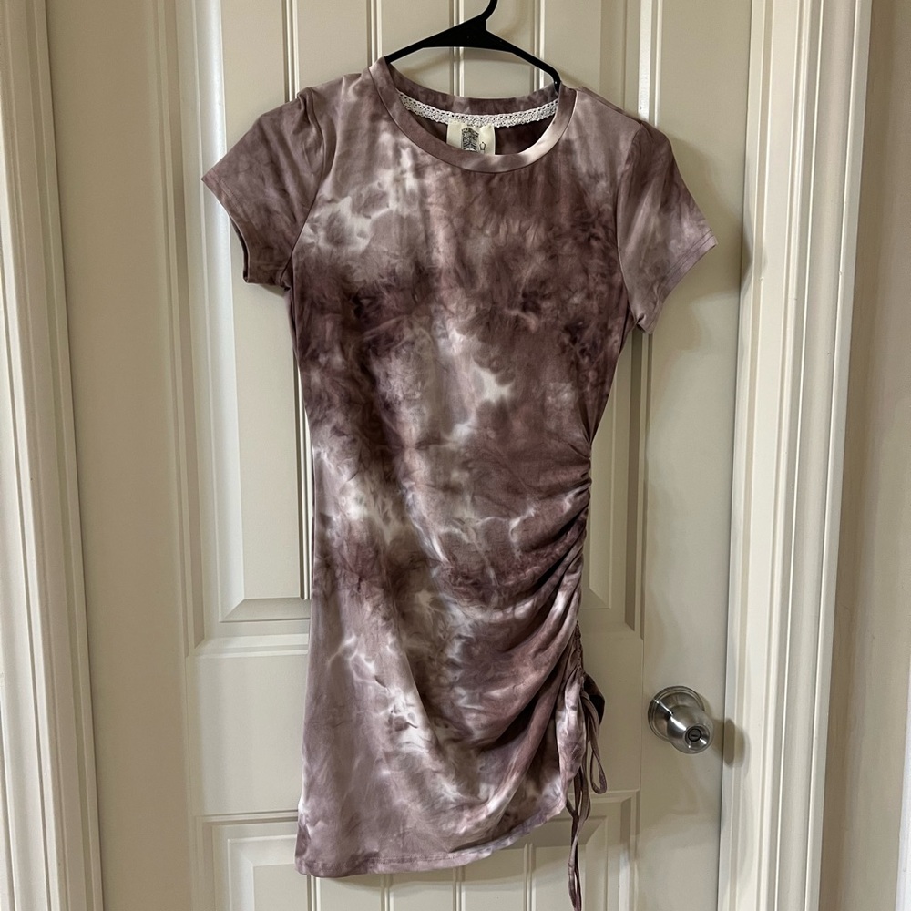 NWT LILY’S CLOSET RECYCLED POLYESTER TIE-DYE DRESS SIZE SMALL